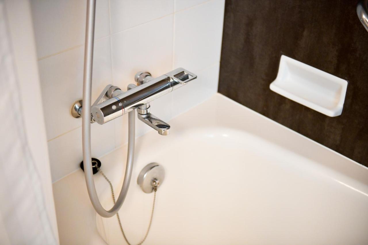 Standard Twin,Non-Smoking (East Wing),1706126996:JPEG